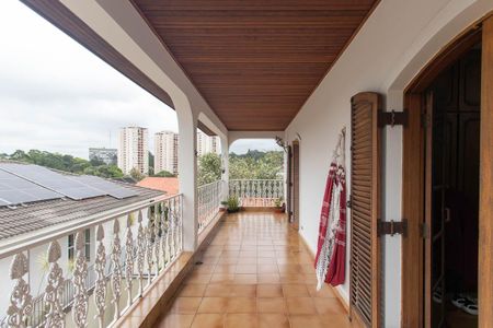 Casa à venda com 540m², 4 quartos e 4 vagasVaranda 2