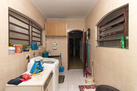 Casa à venda com 540m², 4 quartos e 4 vagasÁrea de Serviço 2