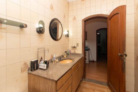 Casa à venda com 540m², 4 quartos e 4 vagasBanheiro Social