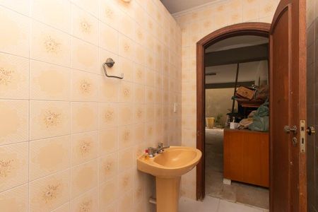 Casa à venda com 540m², 4 quartos e 4 vagasBanheiro - Quintal