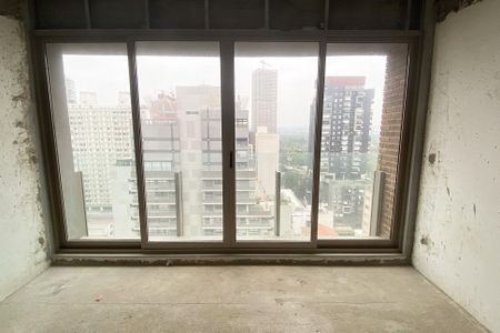 Apartamento à venda com 340m², 4 quartos e 4 vagas Apartamento à venda com 340m², 4 quartos e 4 vagasQuarto