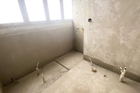 Apartamento à venda com 340m², 4 quartos e 4 vagas Apartamento à venda com 340m², 4 quartos e 4 vagasBanheiro da Suíte 3 - Masculino