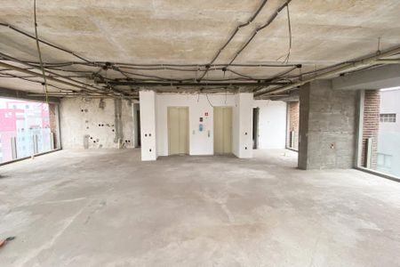 Apartamento à venda com 340m², 4 quartos e 4 vagas Apartamento à venda com 340m², 4 quartos e 4 vagasSala