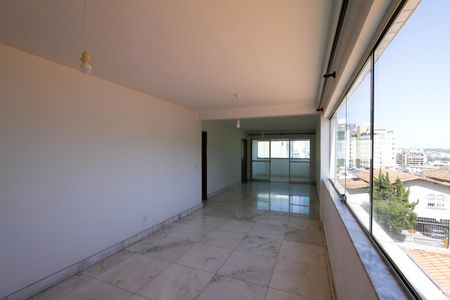Sala de apartamento à venda com 4 quartos, 135m² em Calafate, Belo Horizonte