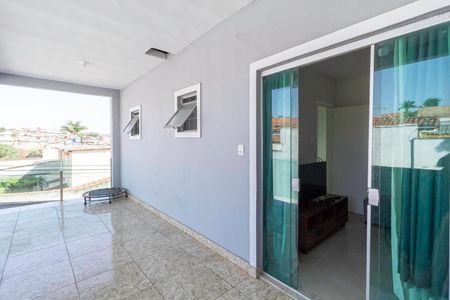 Casa à venda com 242m², 3 quartos e 4 vagasVaranda da suíte 1