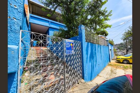 Casa à venda com 360m², 2 quartos e 5 vagasFachada