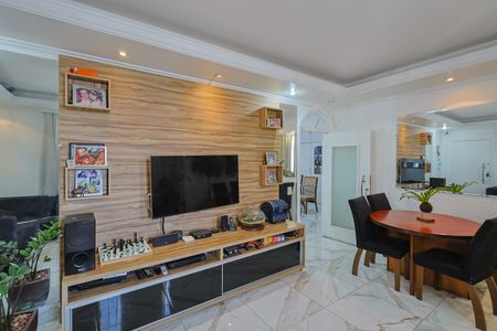 Apartamento à venda com 130m², 4 quartos e 2 vagas Apartamento à venda com 130m², 4 quartos e 2 vagasSala