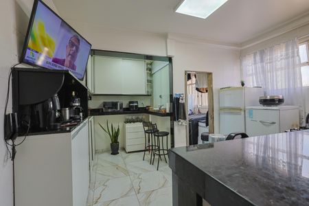 Apartamento à venda com 130m², 4 quartos e 2 vagas Apartamento à venda com 130m², 4 quartos e 2 vagasCozinha