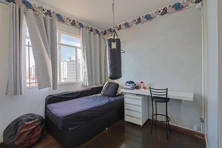 Apartamento à venda com 130m², 4 quartos e 2 vagas Apartamento à venda com 130m², 4 quartos e 2 vagasQuarto 3