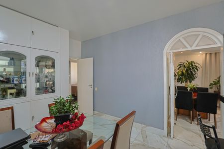 Sala de Jantar de apartamento à venda com 4 quartos, 130m² em Grajaú, Belo Horizonte