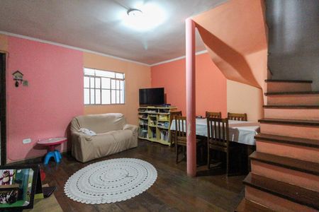 Sala de casa à venda com 2 quartos, 88m² em Vila Carmosina, São Paulo