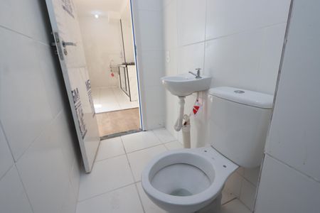 Apartamento para alugar com 33m², 2 quartos e sem vagaBanheiro