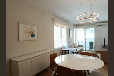 Apartamento à venda com 80m², 2 quartos e 2 vagasSala