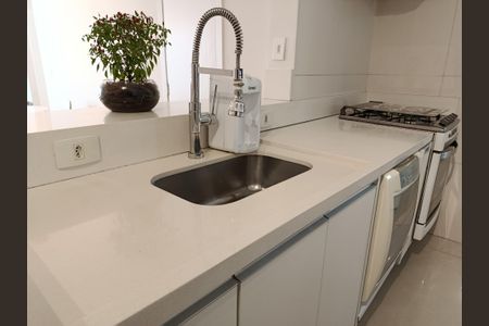 Apartamento à venda com 80m², 2 quartos e 2 vagasCozinha