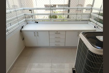 Apartamento à venda com 80m², 2 quartos e 2 vagasVaranda da Sala