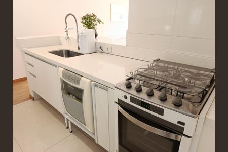 Apartamento à venda com 80m², 2 quartos e 2 vagasCozinha