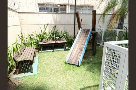 Apartamento à venda com 80m², 2 quartos e 2 vagasPlayground