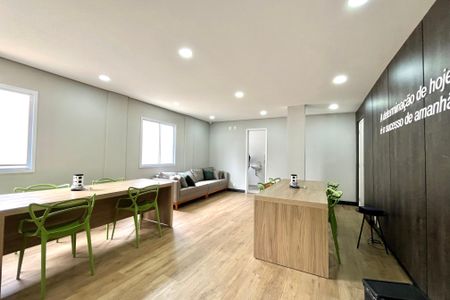 Apartamento à venda com 55m², 2 quartos e sem vagaÁrea comum