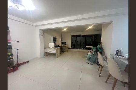 Apartamento à venda com 122m², 3 quartos e 2 vagasfoto 2