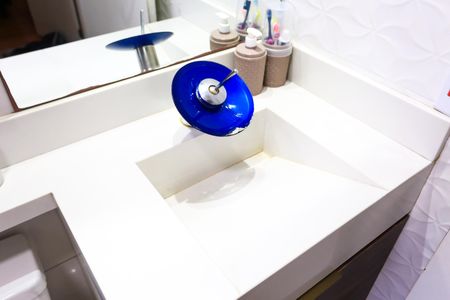 Apartamento à venda com 42m², 2 quartos e 1 vaga Apartamento à venda com 42m², 2 quartos e 1 vagaBanheiro Social