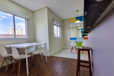 Apartamento à venda com 42m², 2 quartos e 1 vaga Apartamento à venda com 42m², 2 quartos e 1 vagaÁrea comum - Salão de festas