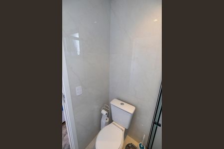 Apartamento à venda com 88m², 2 quartos e 2 vagas Apartamento à venda com 88m², 2 quartos e 2 vagasBanheiro da Suíte 1