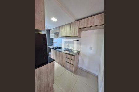 Apartamento à venda com 2 quartos, 49m² em Vila Nova, Porto Alegre