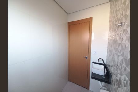 Apartamento para alugar com 48m², 2 quartos e sem vagaBanheiro
