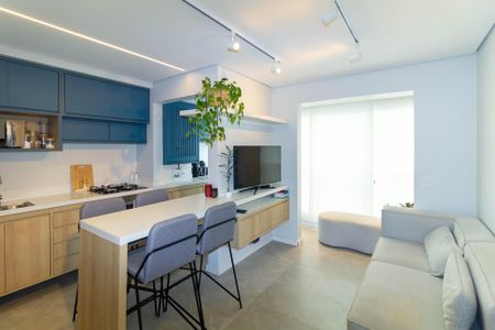 Sala de apartamento para alugar com 2 quartos, 42m² em Sítio da Figueira, São Paulo
