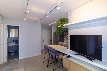 Sala de apartamento para alugar com 2 quartos, 42m² em Sítio da Figueira, São Paulo