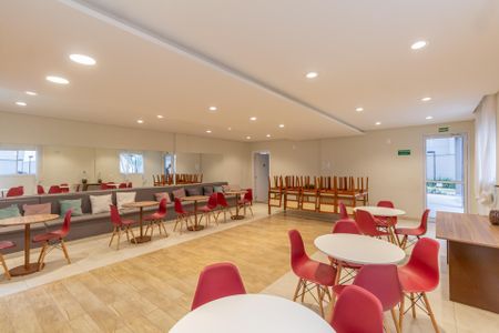 Apartamento para alugar com 34m², 2 quartos e sem vagaÁrea Comum - Salão de Festas