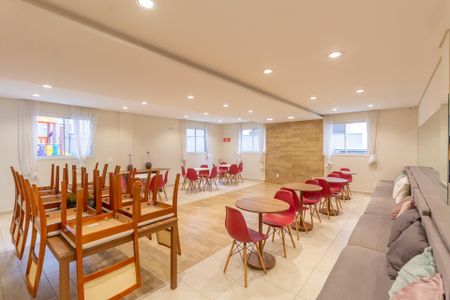 Apartamento para alugar com 34m², 2 quartos e sem vagaÁrea Comum - Salão de Festas