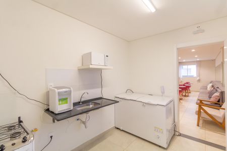 Apartamento para alugar com 34m², 2 quartos e sem vagaÁrea Comum - Salão de Festas