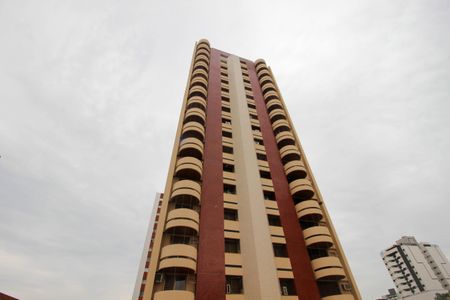 Apartamento para alugar com 151m², 3 quartos e 2 vagas Apartamento para alugar com 151m², 3 quartos e 2 vagasFachada