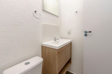 Apartamento para alugar com 37m², 2 quartos e sem vagaBanheiro