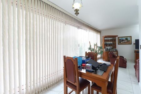 Sala de casa à venda com 5 quartos, 196m² em Vila Maria Alta, São Paulo