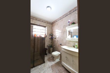 Casa à venda com 196m², 5 quartos e 5 vagasBanheiro Social