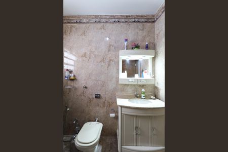 Casa à venda com 196m², 5 quartos e 5 vagasBanheiro Social