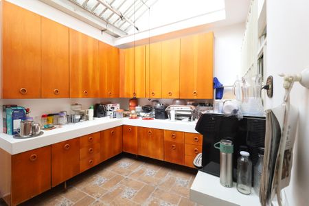 Casa à venda com 196m², 5 quartos e 5 vagasÁrea de Serviço