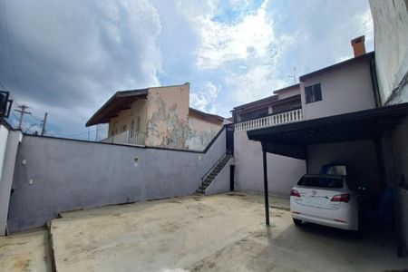 Casa à venda com 80m², 3 quartos e 7 vagas Casa à venda com 80m², 3 quartos e 7 vagasFachada do Prédio