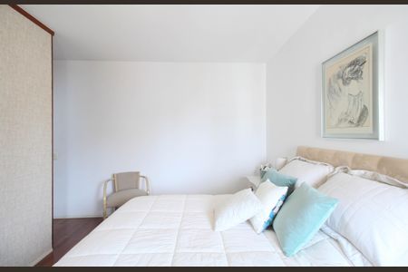 Apartamento à venda com 144m², 3 quartos e 3 vagas Apartamento à venda com 144m², 3 quartos e 3 vagasSuíte 1