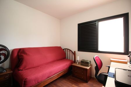 Apartamento à venda com 144m², 3 quartos e 3 vagas Apartamento à venda com 144m², 3 quartos e 3 vagasQuarto 1