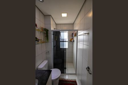 Apartamento à venda com 74m², 3 quartos e 2 vagasBanheiro da Suite