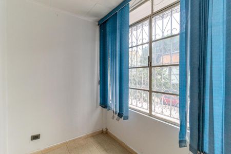 Casa à venda com 280m², 5 quartos e 3 vagas Casa à venda com 280m², 5 quartos e 3 vagasQuarto 2