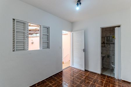 Casa à venda com 280m², 5 quartos e 3 vagas Casa à venda com 280m², 5 quartos e 3 vagasSuíte