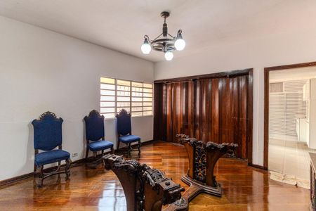 Casa à venda com 280m², 5 quartos e 3 vagas Casa à venda com 280m², 5 quartos e 3 vagasSala 2