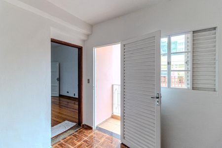 Casa à venda com 280m², 5 quartos e 3 vagas Casa à venda com 280m², 5 quartos e 3 vagasCloset