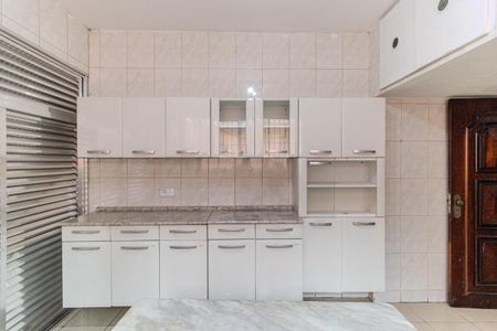Casa à venda com 280m², 5 quartos e 3 vagas Casa à venda com 280m², 5 quartos e 3 vagasCozinha