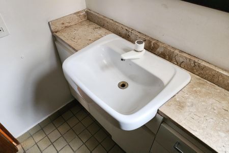 Apartamento para alugar com 65m², 3 quartos e 1 vagaBanheiro