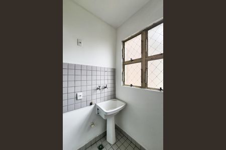 Apartamento para alugar com 65m², 3 quartos e 1 vagaÁrea de Serviço